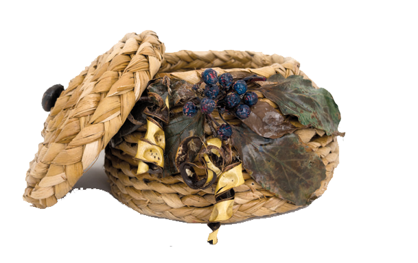 Cesta de taboa decorada